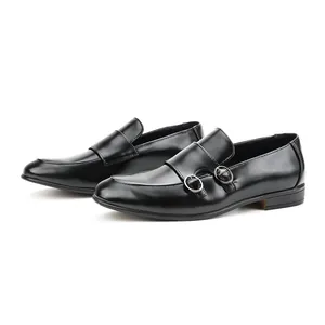 Vue détaillée de mocassins à boucles noirs pour hommes, chaussures de ville classiques