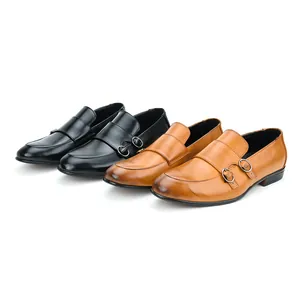 Chaussures de ville élégantes à double boucle pour hommes en noir et marron clair.