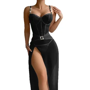 Vestido lencero sexy de malla negra con abertura alta y corpiño fruncido para mujer