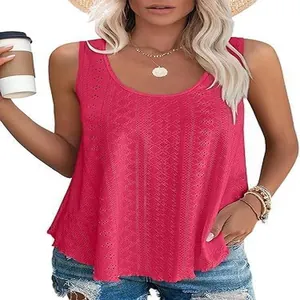 Elegante mouwloze fuchsia kanten top voor dames met een ronde hals en losse pasvorm