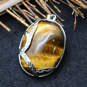 Eleganter ovaler Tigerauge Stein Anhänger Halskette mit silbernem Blatt Metallrahmen