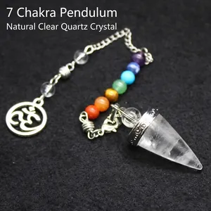 Péndulo de cristal de roca de siete chakras para radiestesia con cadena de plata y Om