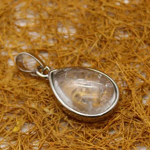 Pendentif en cristal d'opale minimaliste en forme de goutte pour femme, monture argentée