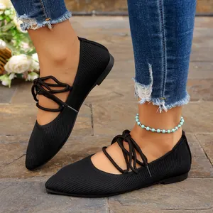 Ballerines pointues noires en maille avec lacets croisés élégants pour femmes