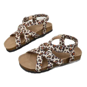 Stijlvolle Romeinse platte sandalen voor dames met luipaardprint en elastische hielband