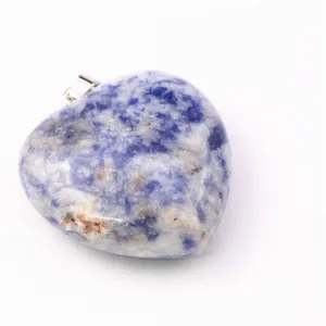 Pendente a forma di cuore in diaspro blu naturale con gancio argentato per collane