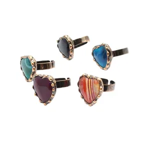 Anillos ajustables vintage en forma de corazón con resina estilo ágata y bronce