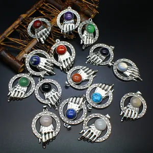 Ciondolo in Agata a Pietra Naturale con Mano Che Tiene l'anello in Lega Vintage Stile Etnico Retro Colore Argento Gioielli