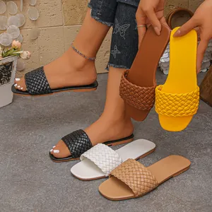 Women Summer Woven Flat Slippers Fashion Comfortable Large Size Beach Shoes Roman Style Single Band Slide Sandals Outdoor Daily Wear