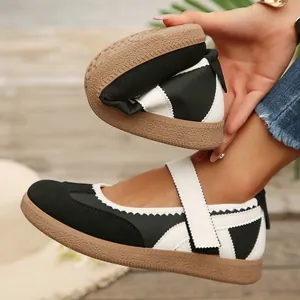 Scarpe basse Mary Jane flessibili con cinturino regolabile in velcro e gomma