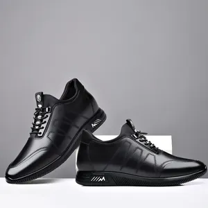 Chaussures rehaussantes en cuir noir pour hommes avec gain de 6 cm