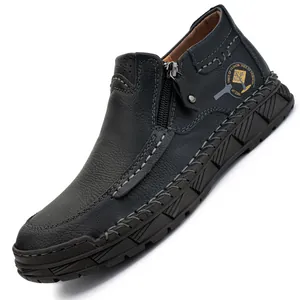 Zapatos casuales de cuero negro para hombre con cremallera lateral y suela de goma gruesa