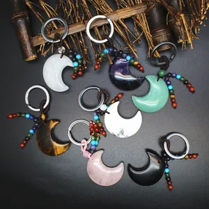 Naturstein Mond Schlüsselanhänger Heilkristall Anhänger Sieben Chakra Quasten Böhmen Mond Form Schlüsselring Taschenzubehör Damen Schmuck