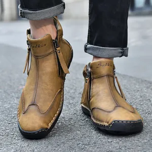 Professional men's outdoor casual short boots with side zipper and hand-stitched detailing