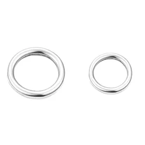Two sizes of 304 stainless steel closed jump rings for DIY jewelry making
