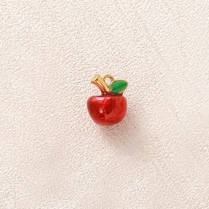 Ciondolo a mela rossa in acciaio inossidabile dorato per gioielli DIY