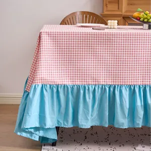 Grande tovaglia a quadretti rosa con balze blu per tavoli da pranzo ed esterni