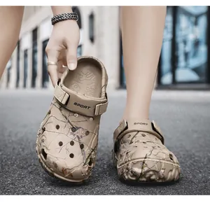 Durable men's camouflage garden clogs with breathable holes and thick soles for outdoor beach
