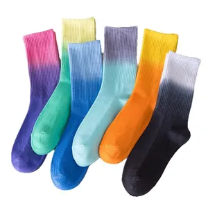 Sechser-Pack bunte Dip-Dye-Socken mit Farbverlauf für Basketball und Skateboarden