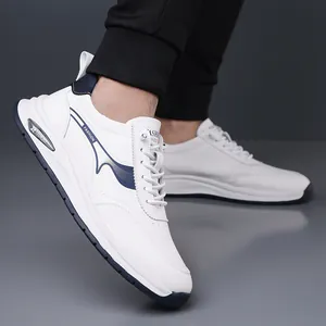 Sneaker casual professionali in pelle bianca con suola spessa e morbida traspirante