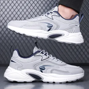 Breathable grey mesh men's sports sneakers for outdoor leisure and summer travel