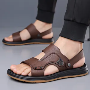 Lässige braune Leder-Strandsandalen für Herren mit drehbarem Fersenriemen und Dämpfung
