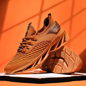 Chaussures de course pour hommes en maille respirante orange vif avec semelles épaisses