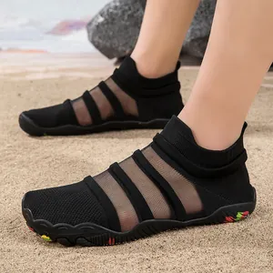 Quick-dry breathable black mesh water shoes for beach swimming and outdoor wading