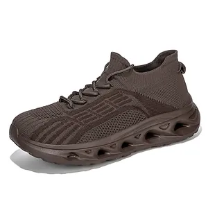 Sneaker a calzino in maglia marrone traspirante con suola ammortizzata per il running