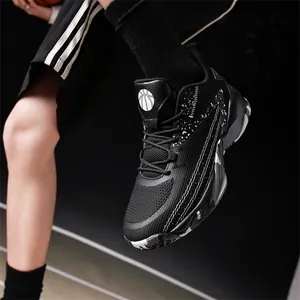 Scarpe da basket da uomo in fly-knit traspirante con suole antiscivolo resistenti