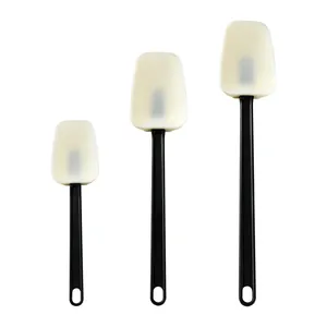 Professional three-piece silicone spatula set in various sizes for baking and cream mixing