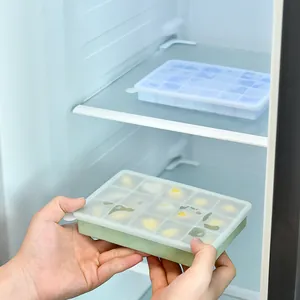 Durable silicone ice cube tray with lid, 15-grid square mold for freezer storage