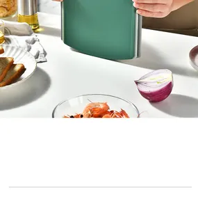 Detail of green classification PP cutting board set for kitchen food preparation