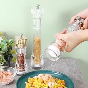 Professional clear acrylic manual pepper and salt grinder mill for kitchen seasoning.