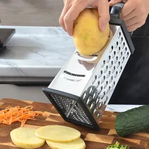Râpe à fromage professionnelle multifonctionnelle à 4 faces en acier inoxydable en cuisine