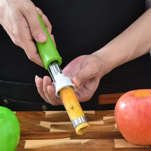 Roestvrijstalen appelboor voor het eenvoudig verwijderen van klokhuizen van fruit en peren.