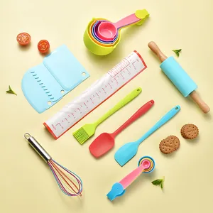 Kit de pâtisserie complet pour enfants en silicone avec rouleau à pâtisserie et tapis de sol