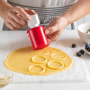 Molde de prensa manual para galletas con motivos navideños para repostería festiva