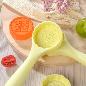 Set di 5 stampi per mooncake in plastica PP con un festoso design Double Happiness