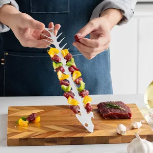 Μοναδικό σουβλάκι BBQ από ανοξείδωτο ατσάλι σε σχήμα ψαροκόκαλου με ανοιχτήρι μπουκαλιών
