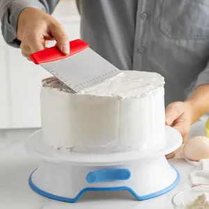 Coupe-pâte professionnel en inox avec échelle pour lissage de crème de gâteau et pâtisserie
