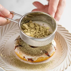Manual handheld stainless steel fine mesh flour sieve for baking dusting sugar