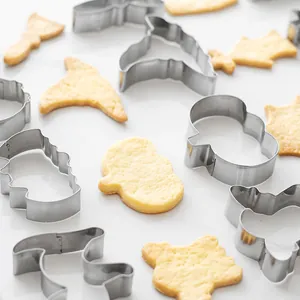 Set di formine per biscotti di Halloween in acciaio inox con varie forme festive