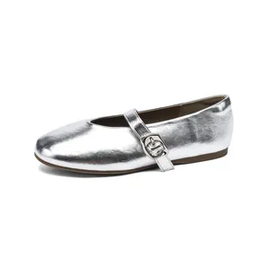 Elegant retro silver metallic Mary Jane ballet flats with round toe and buckle strap