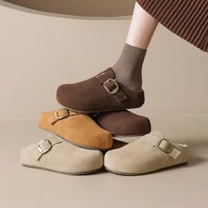 Stylish fleece-lined closed-toe clogs with platform sole for women in various earth tones