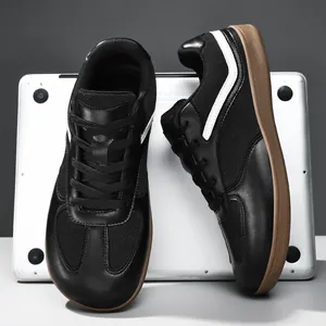Zapatillas clásicas estilo GAT de cuero negro para hombre con punta ancha y suela de goma