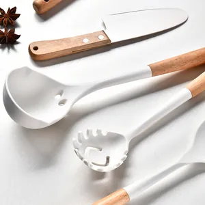 Juego de 5 utensilios de cocina de silicona con mangos de madera resistentes al calor de lujo