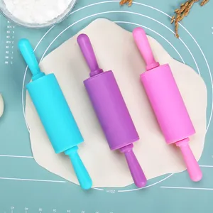 Set of colorful silicone rolling pins with PP handles for home baking and dough