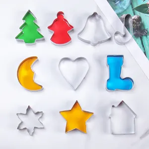 Lot de 10 emporte-pièces de Noël en acier inoxydable aux formes festives et variées pour pâtisserie