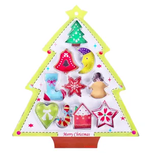 Lot de 10 emporte-pièces de Noël en acier inoxydable sous emballage sapin